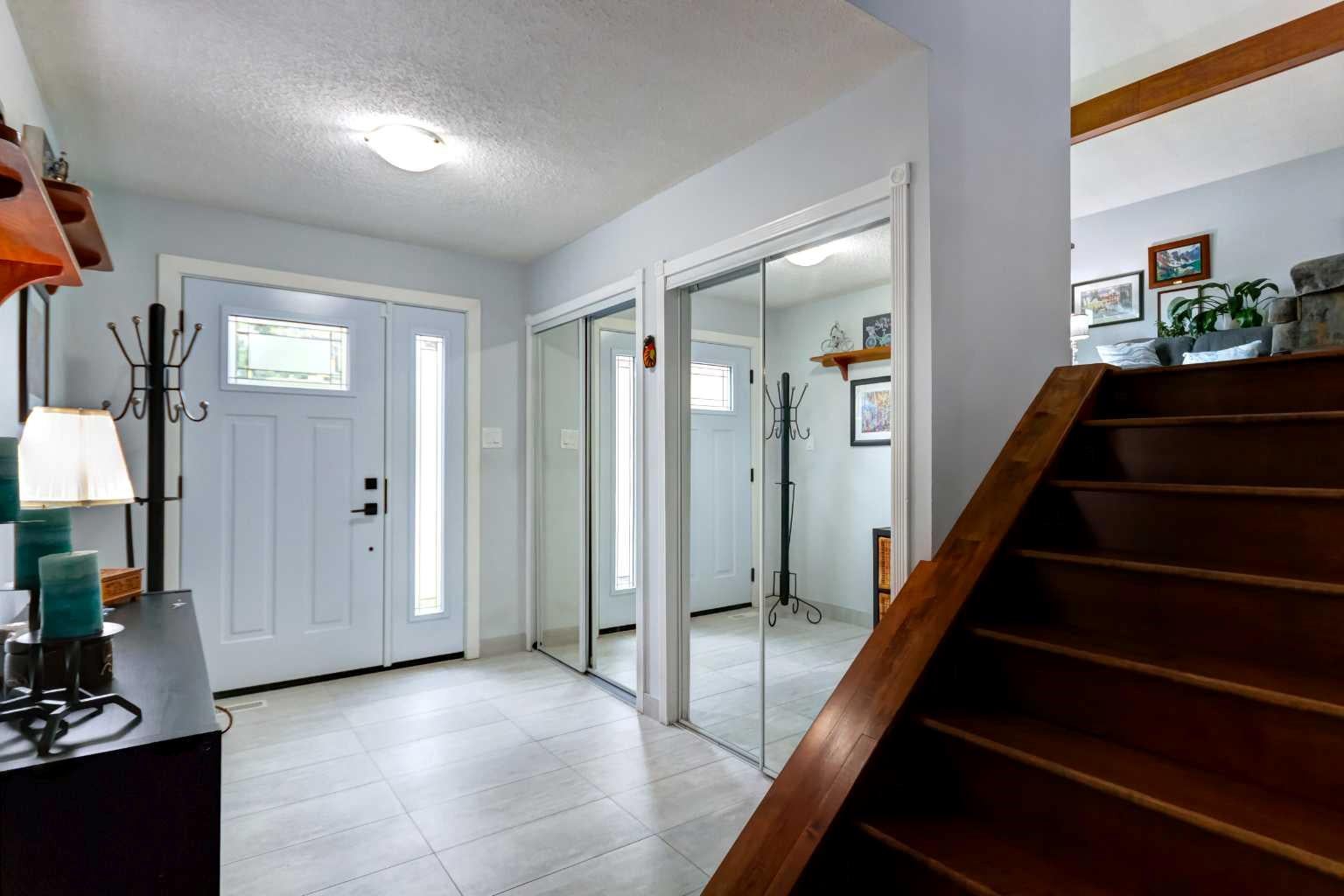 11112 Southdale Road SW