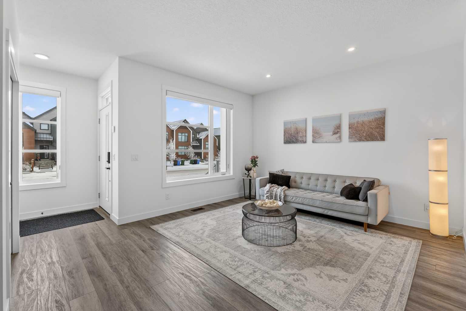 20525 Main Street SE