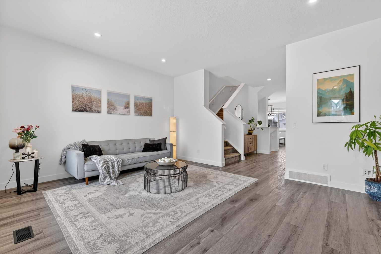 20525 Main Street SE