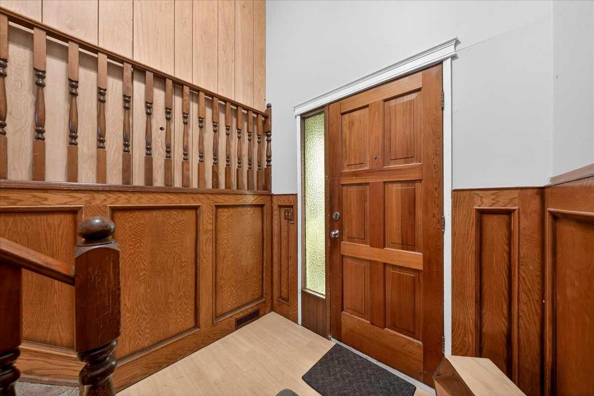 4748 Rundlehorn Drive NE