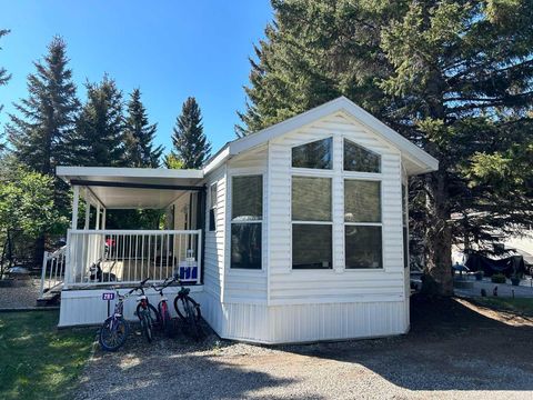 Photo of 5230 27 Highway #29 TIMBER RIDGE, Rural Mountain View County, AB T0M 1X0 (MLS # A2280807)