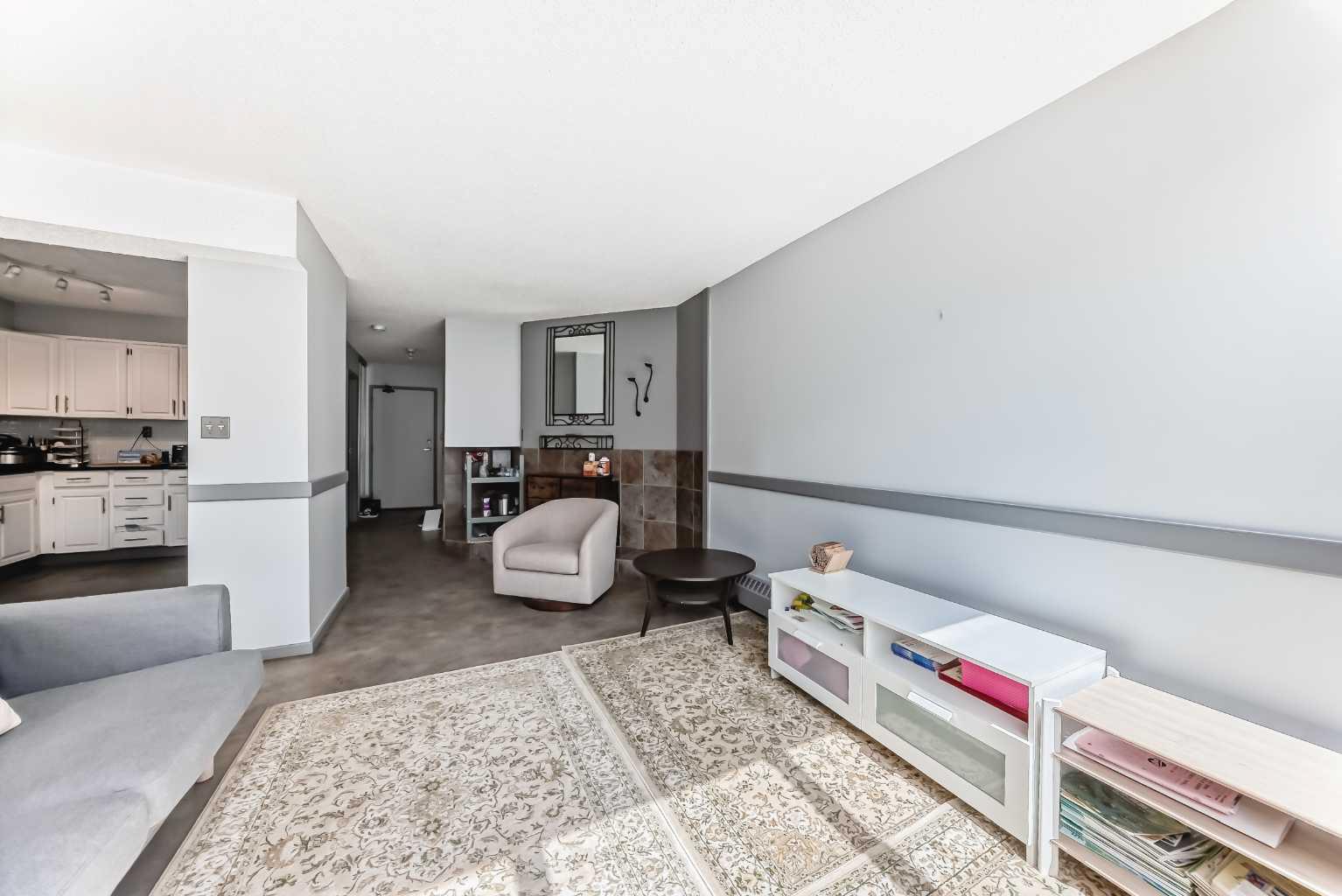 824 Royal Avenue SW 405