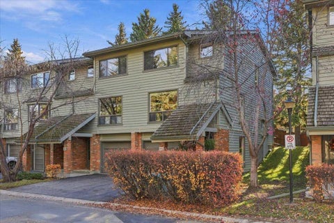 Photo of 512 Point Mckay Grove NW, Calgary, AB T3B 5C5 (MLS # A2354268)