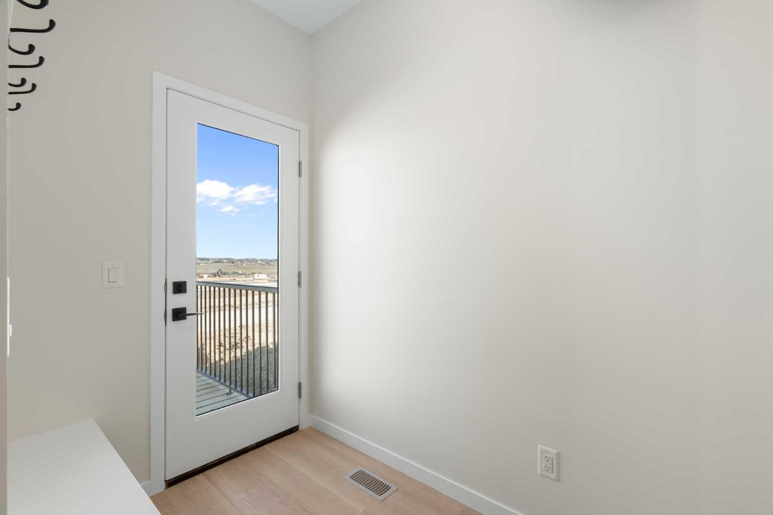 42 Creekview Avenue SW