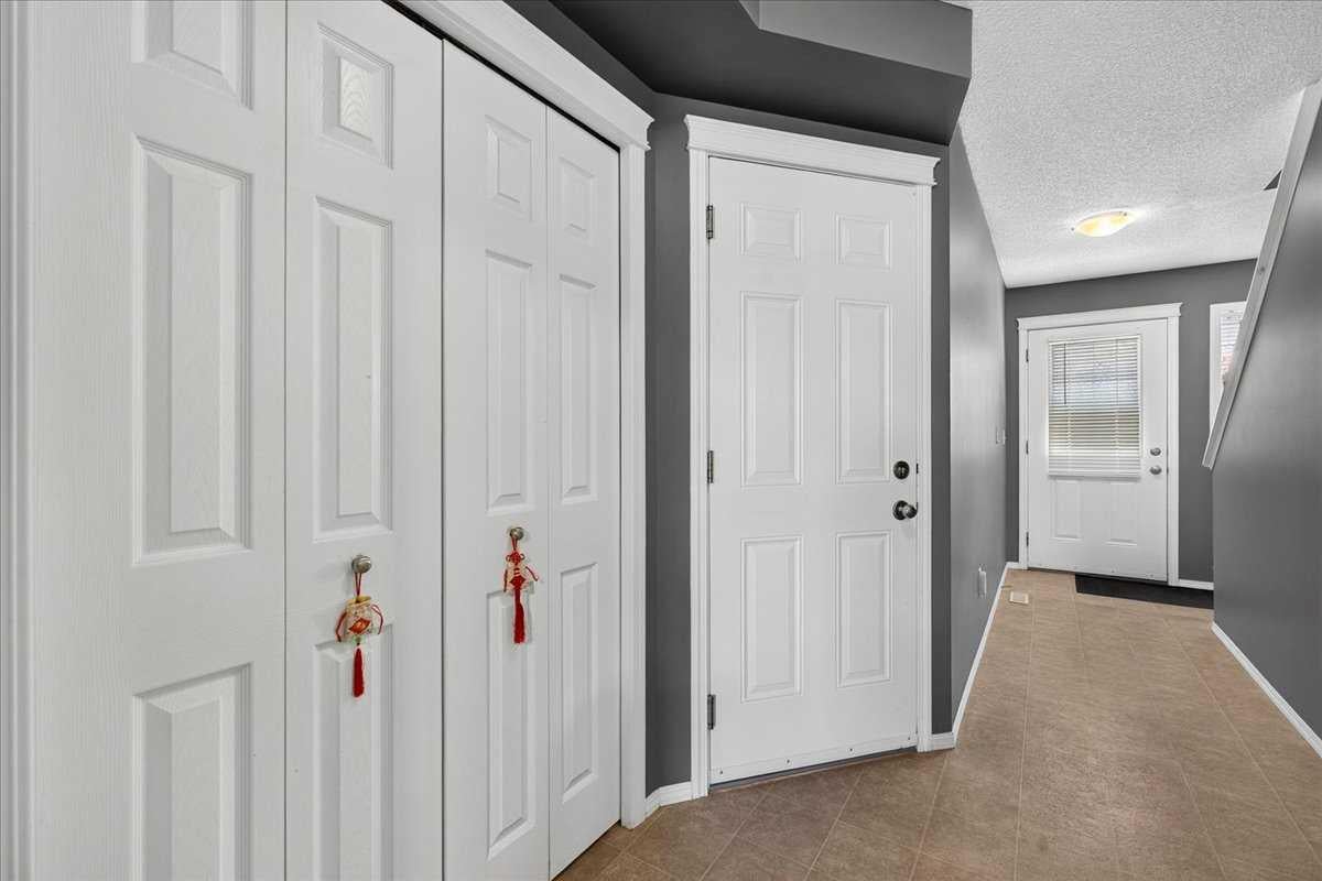 76 Country Village Lane NE