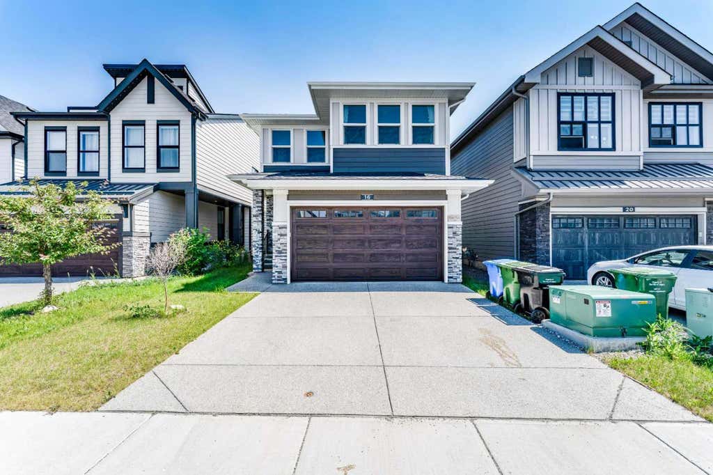 Photo of 16 West Grove Link SW, Calgary, AB T3H 6E3 (MLS # A2329009)