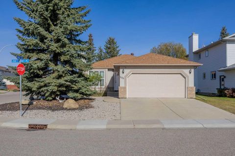220 Sunset Place Okotoks AB T1S 1P3