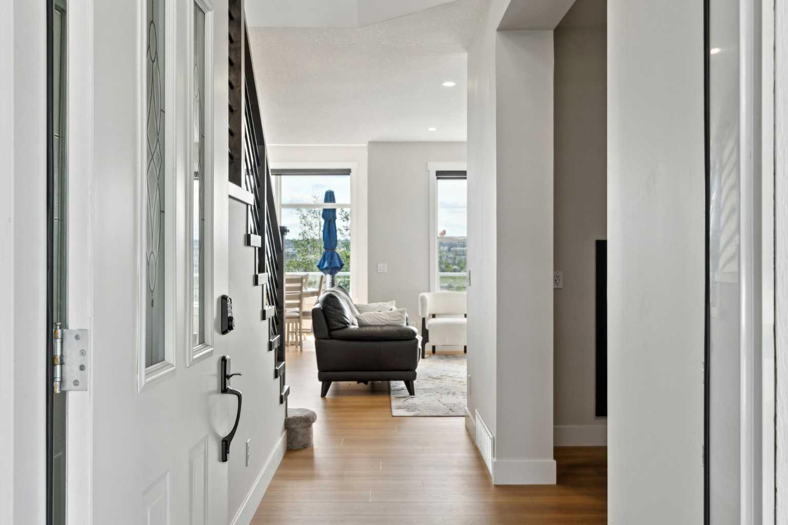 182 Panamount Road NW