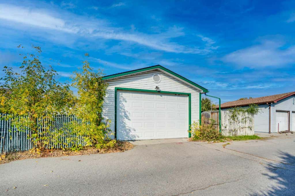 Photo of 4764 Rundlewood Drive NE, Calgary, AB T1Y 2P1 (MLS # A2290683)