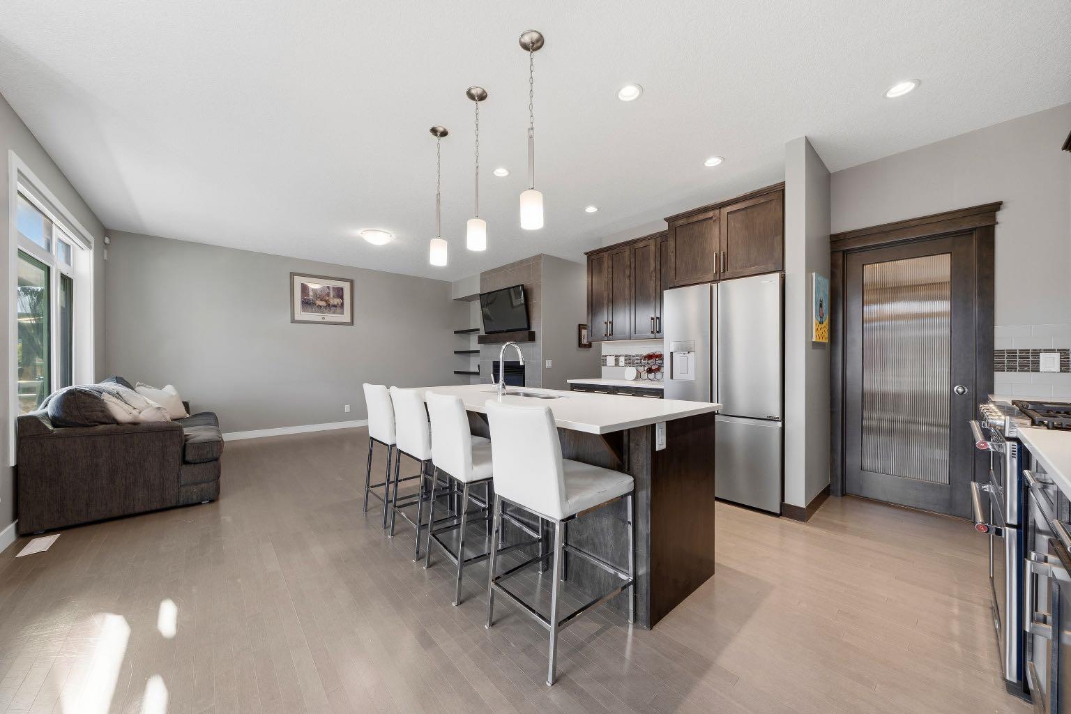 2632 Ravenslea Gardens SE