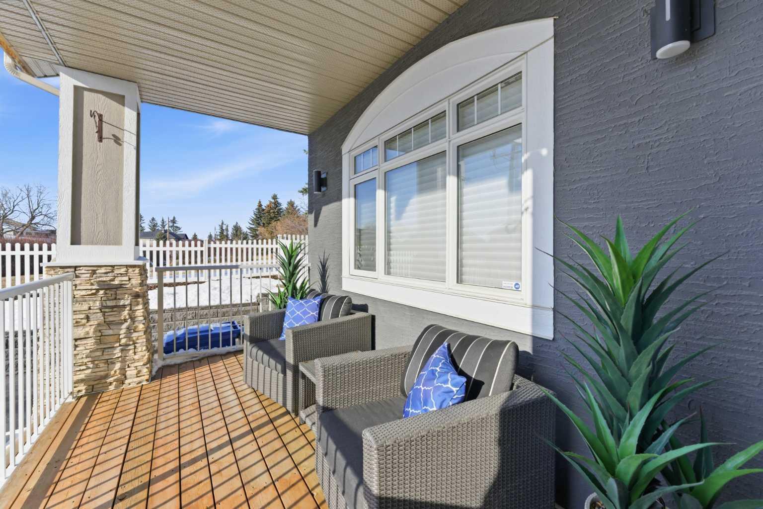 964 East Chestermere