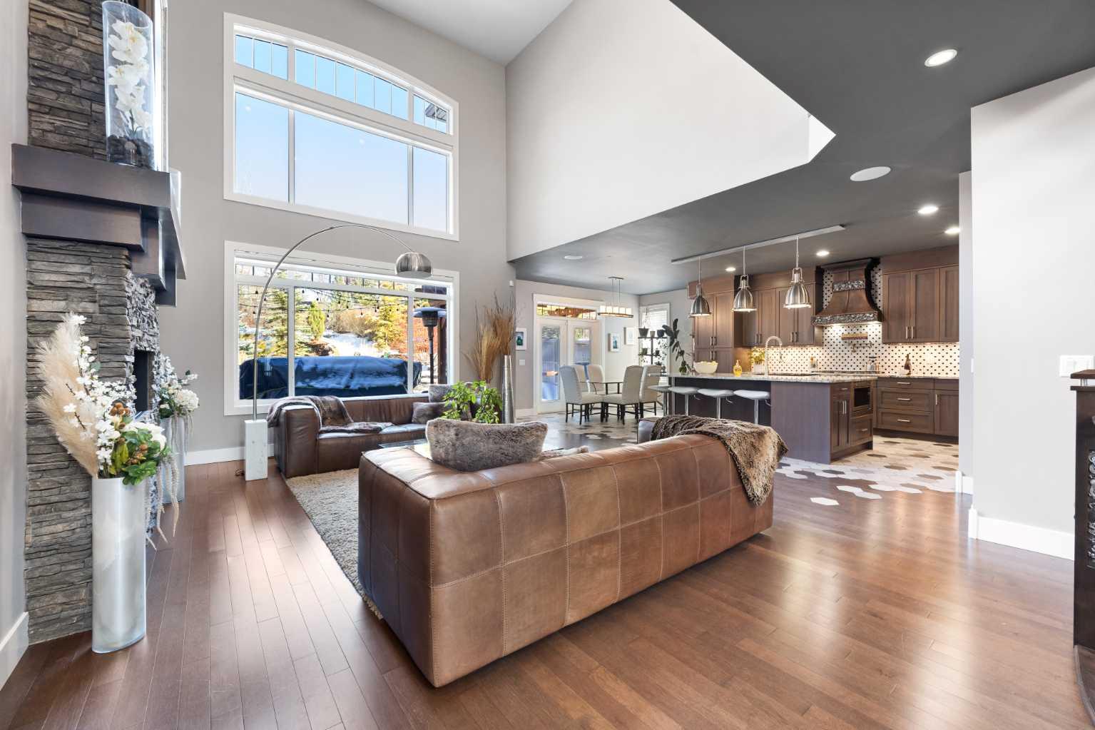 964 East Chestermere