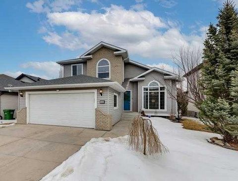 168 Fairways Drive NW Airdrie AB T4B 2R8