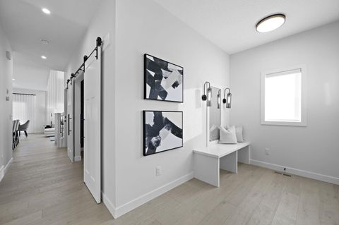 Photo of 6 Westland Park SW, Calgary, AB T3H 0W1 (MLS # A2302165)