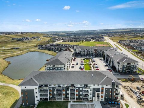 15 Sage Meadows Landing NW 6408 Calgary AB T3P 1E5