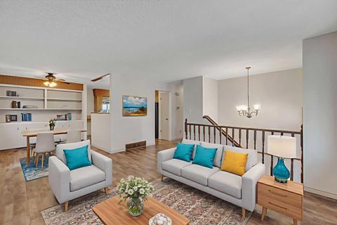 Photo of 3335 Doverview Road SE, Calgary, AB T2B 2A2 (MLS # A2273853)