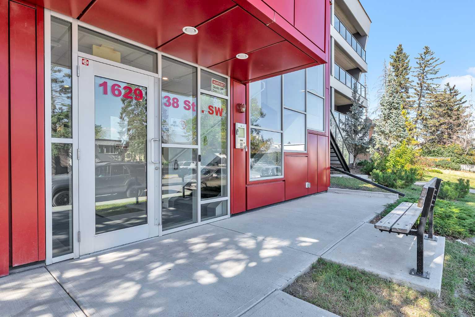 1629 38 Street SW 206