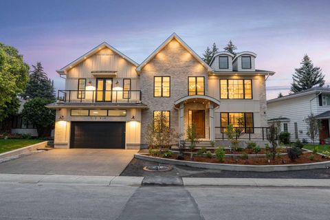 1220 Varsity Estates Road NW Calgary AB T3B 2W1