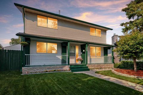 420 Whitehorn Place NE Calgary AB T1Y 2B1