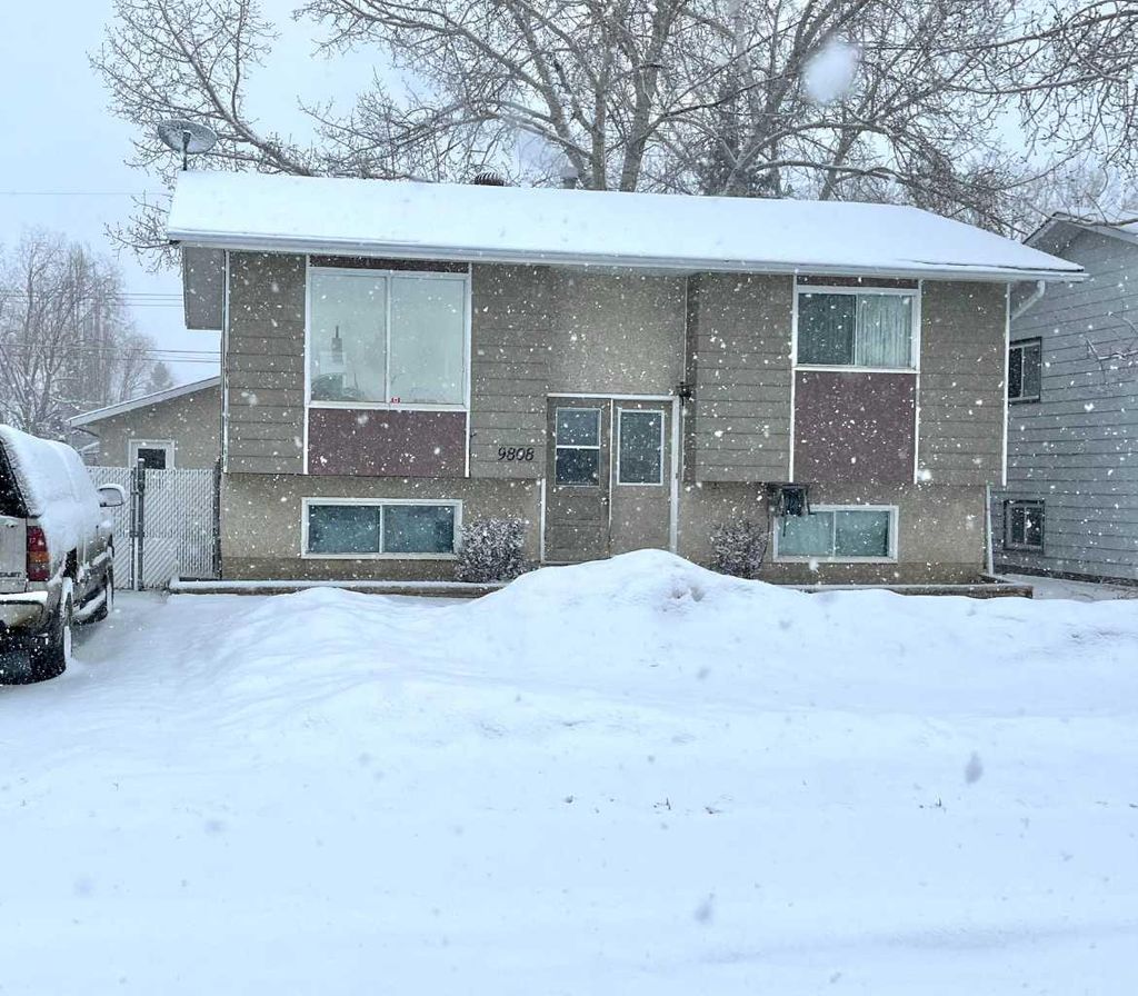 Photo of 9808 94 Avenue, Wembley, AB T0H 3S0 (MLS # A2295187)