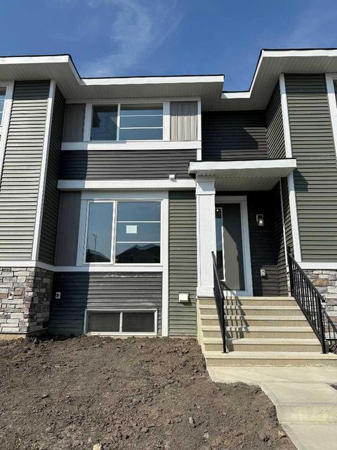 Photo of 356 Waterford Boulevard, Chestermere, AB T1X 2Z7 (MLS # A2255575) Photo of 356 Waterford Boulevard, Chestermere, AB T1X 2Z7 (MLS # A2255575)