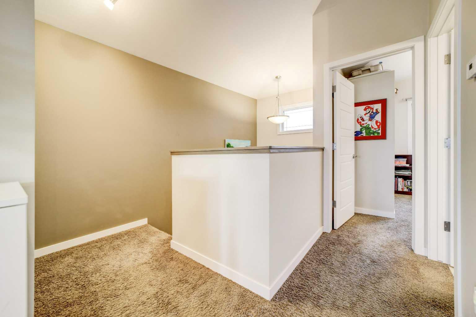 316 Coalbanks Boulevard W