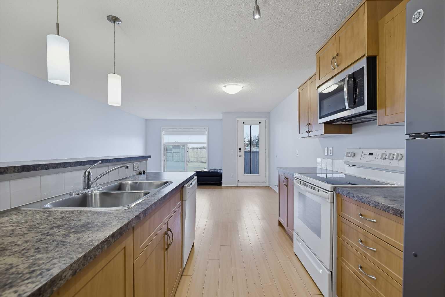700 Willowbrook Road NW 2105