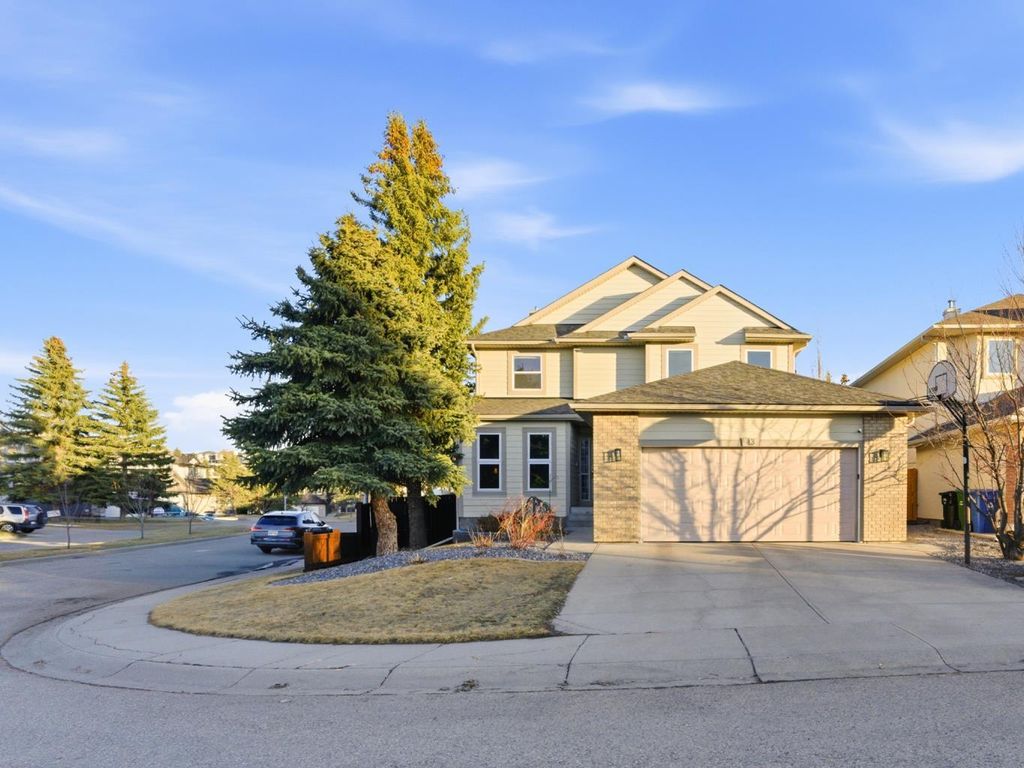 Photo of 43 Edgebrook Cove NW, Calgary, AB T3A 5N5 (MLS # A2294439)