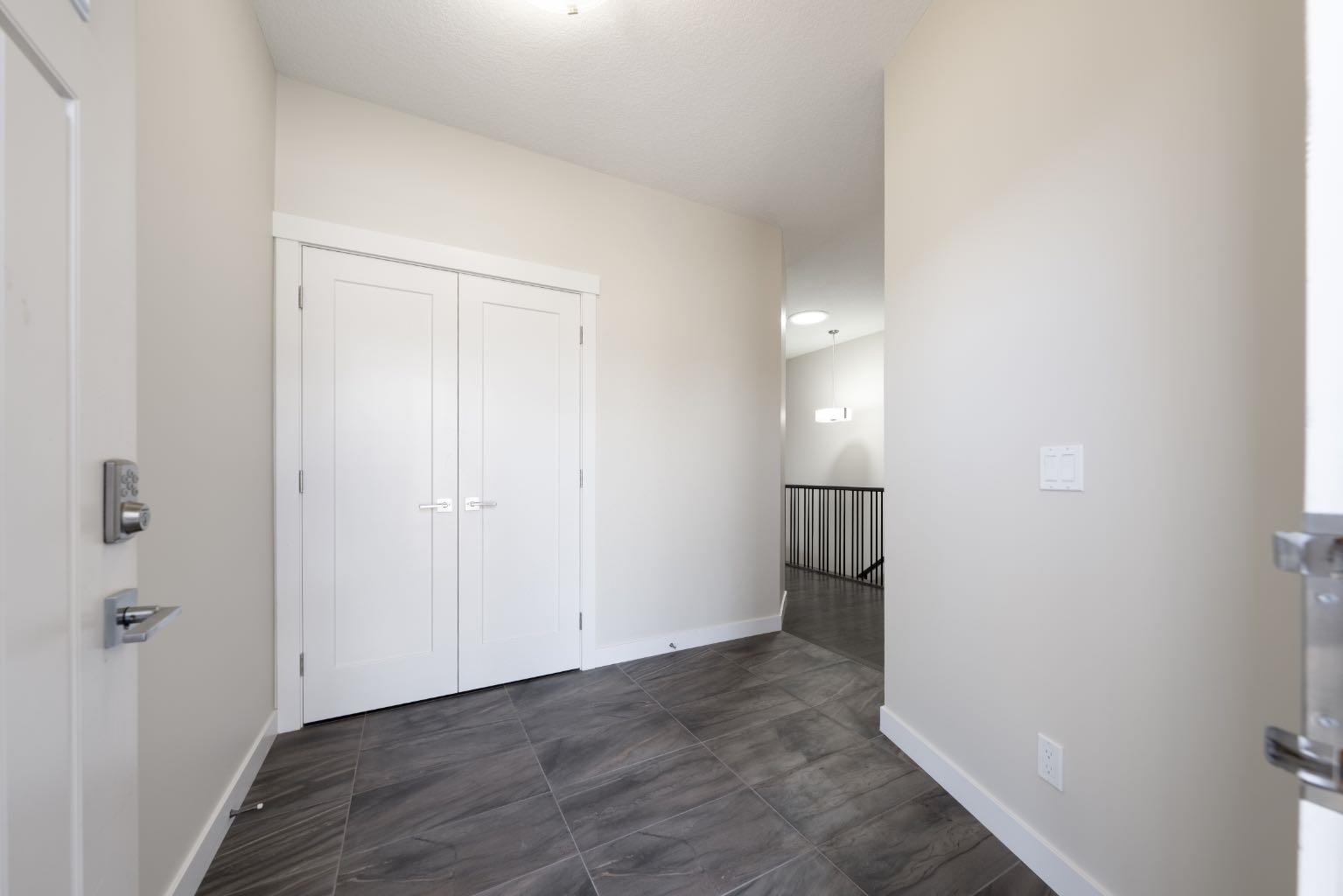 31 Sierra Morena Manor SW