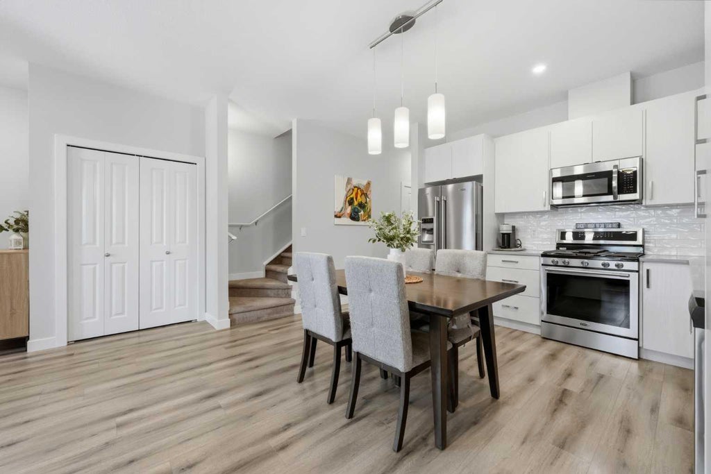 Photo of 535 Canals Crossing SW, Airdrie, AB T4B 4L3 (MLS # A2339042)