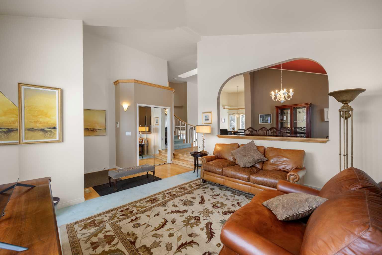 19 Hawkmount Heights NW