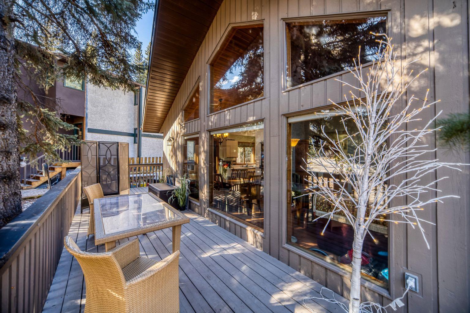 20 Pinewood Crescent