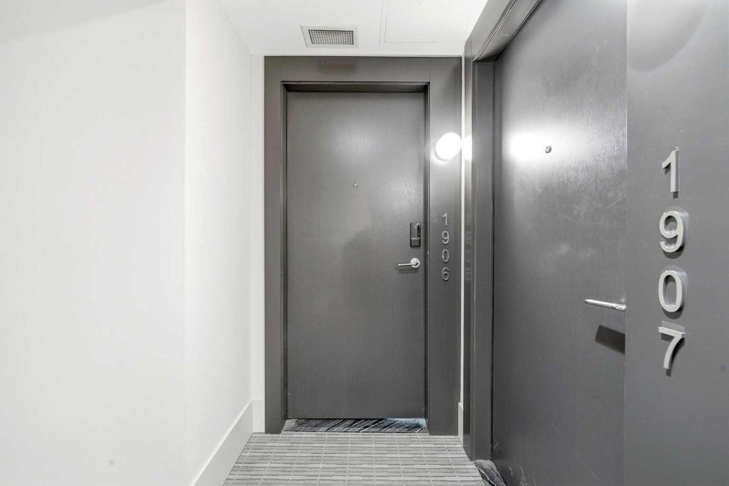 Photo of 310 12 Avenue SW #1906, Calgary, AB T2R 1B5 (MLS # A2303090)