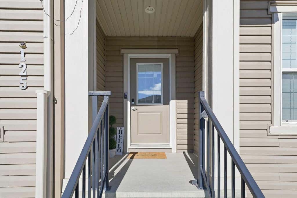 Photo of 125 Evanston Hill NW, Calgary, AB T3P 1J7 (MLS # A2320061)