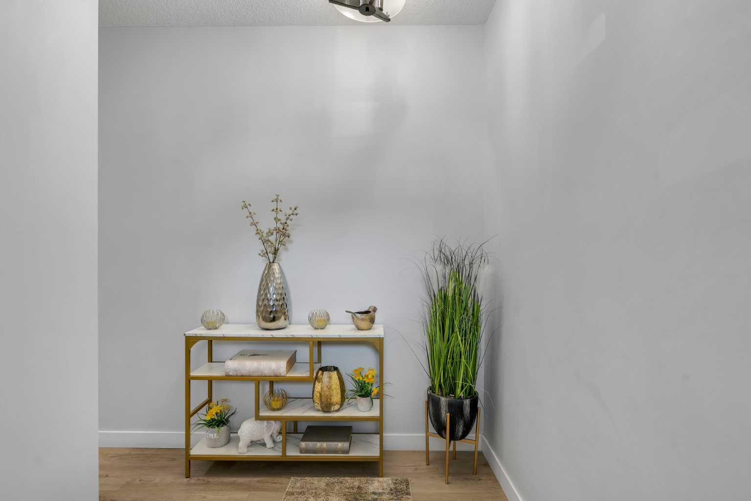 172 Carringsby Avenue NW