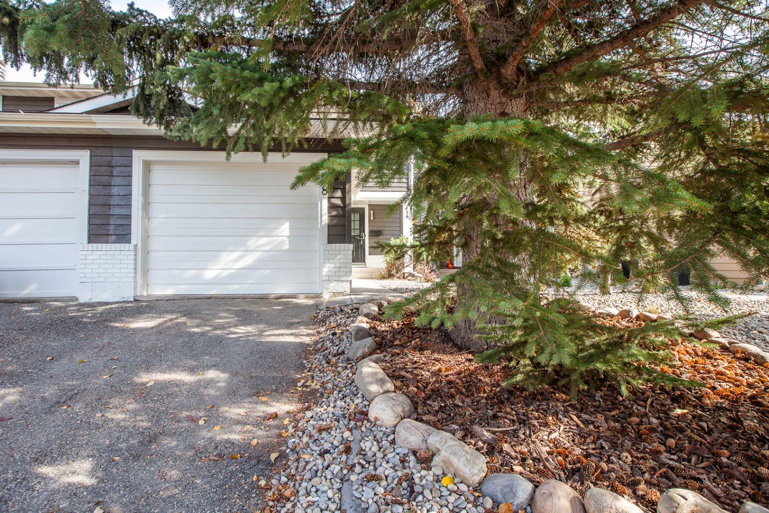 28 Midpark Gardens SE