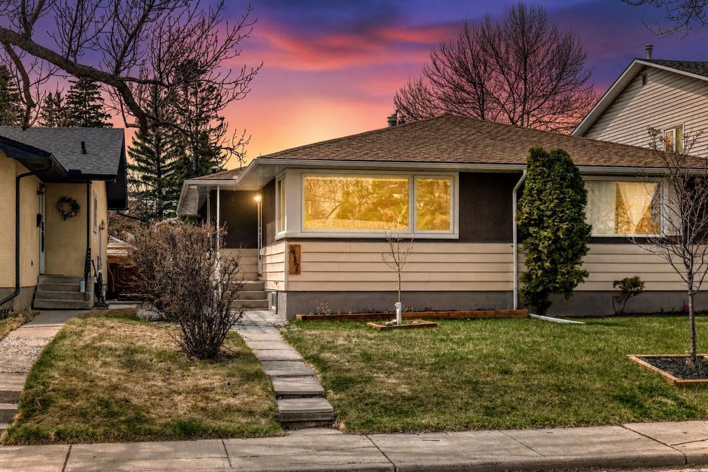 Photo of 417 37 Street SW, Calgary, AB T3C 1R7 (MLS # A2306857)