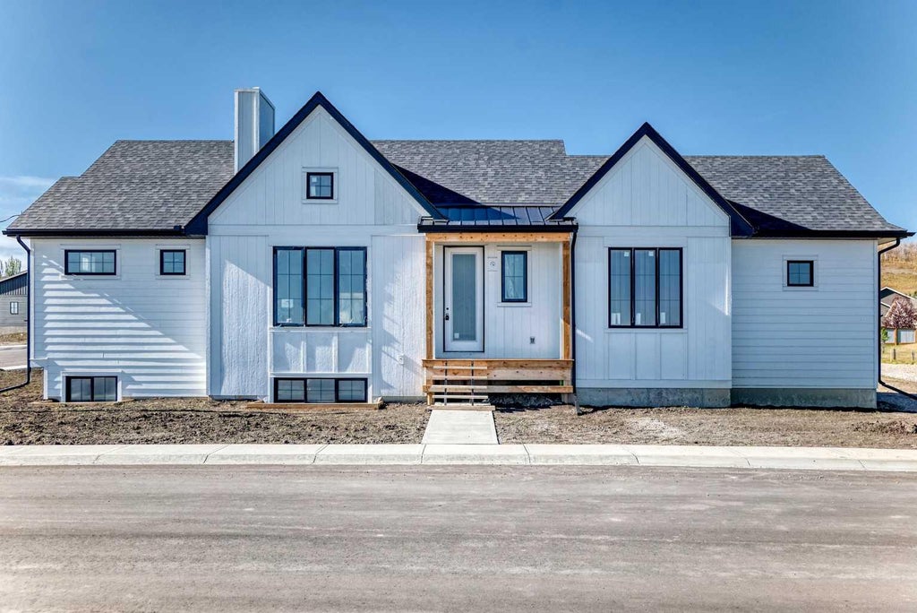 Photo of 304 Flare Avenue SW, Diamond Valley, AB T0L 2A0 (MLS # A2350968)