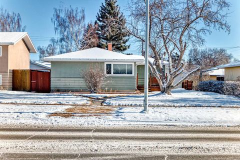 8222 Fairmount Drive SE Calgary AB T2H 0Y3