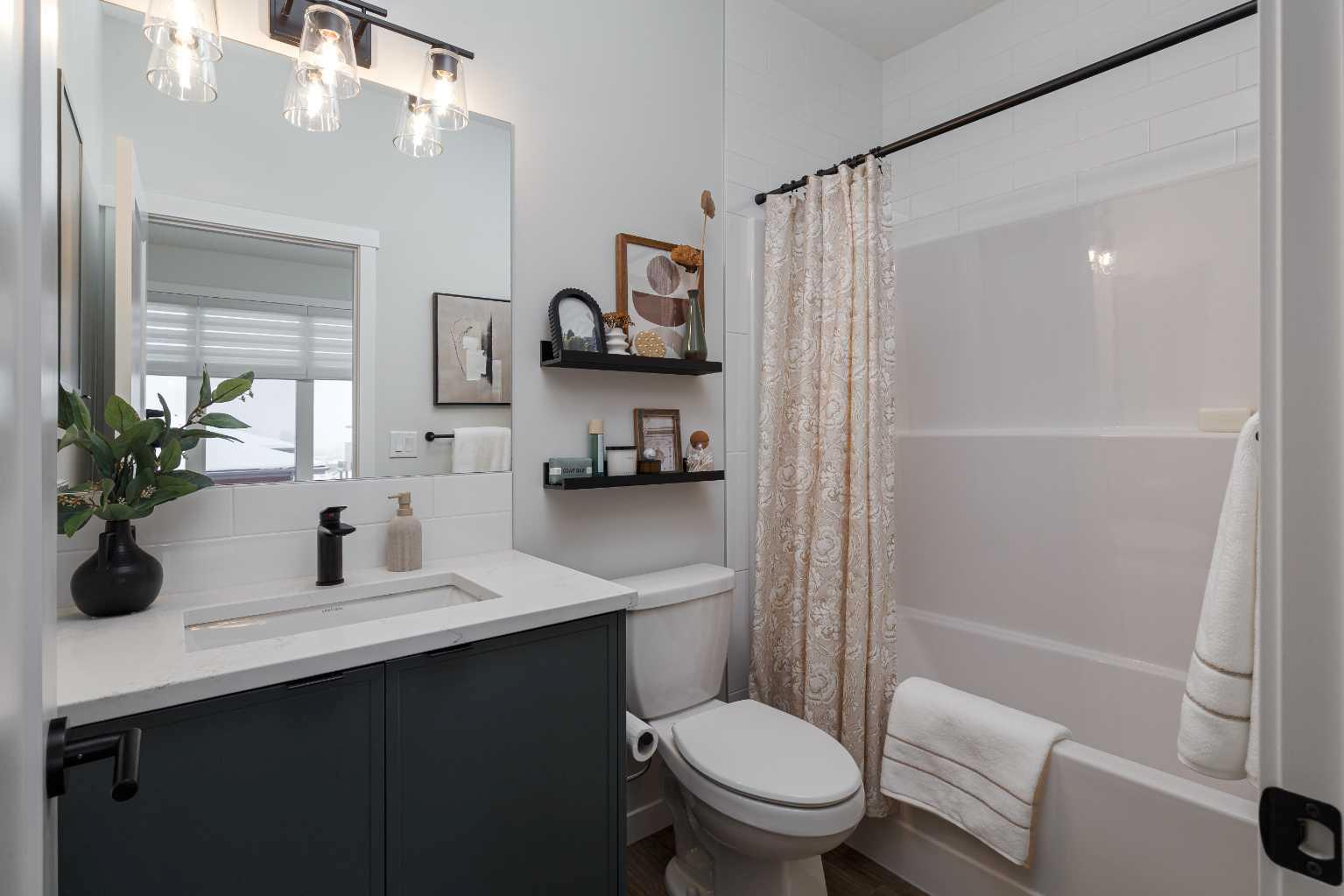 30 Creekside Villas SW 706