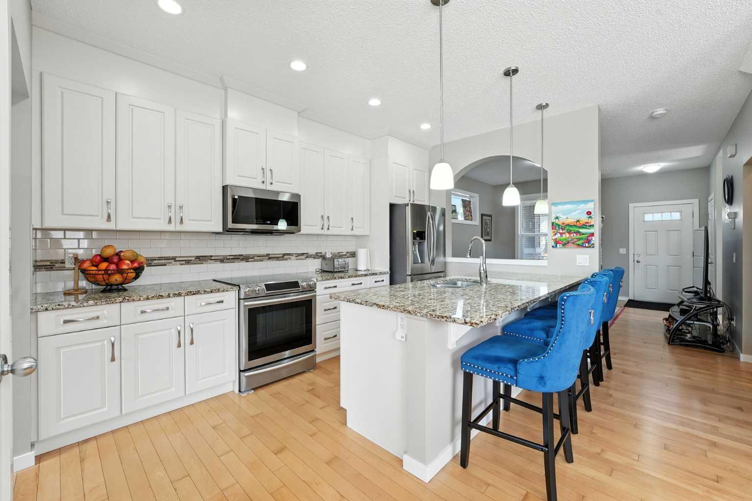 220 Legacy Crescent SE
