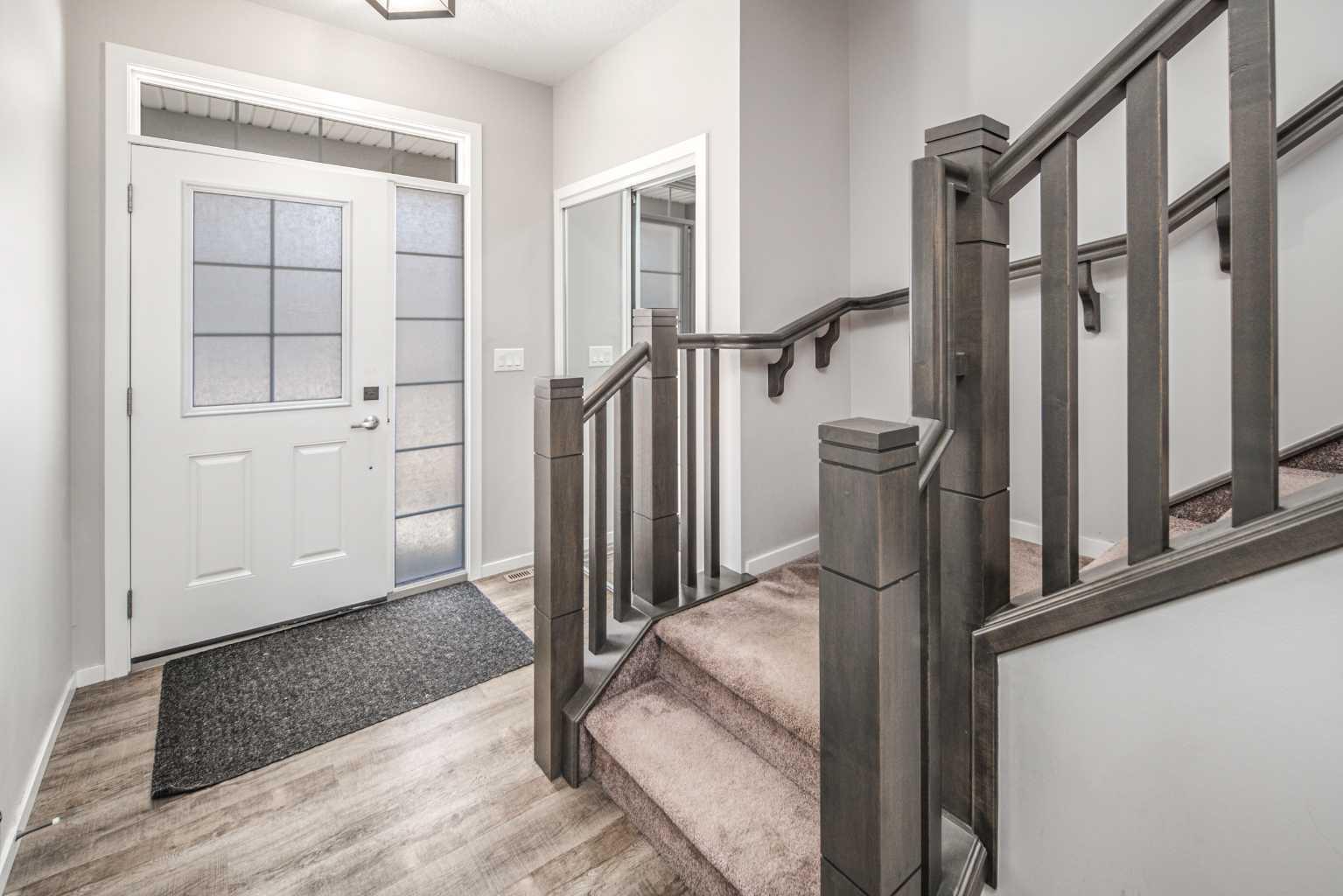 94 Yorkstone Heath SW