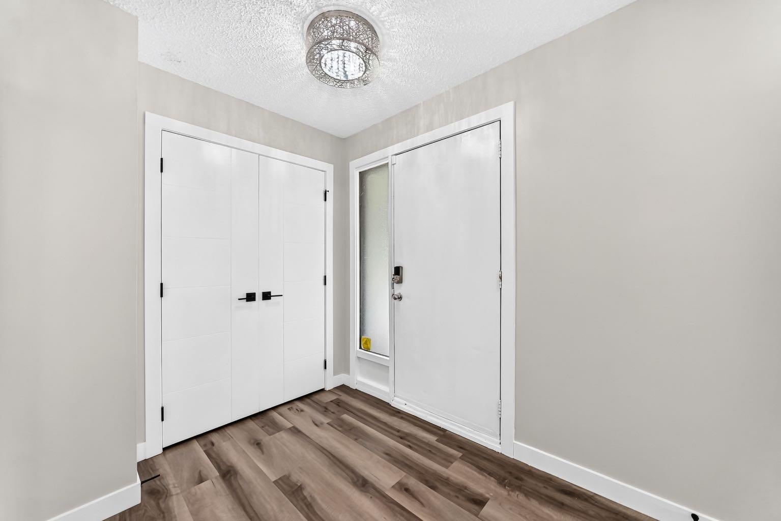 135 Whiteview Close NE