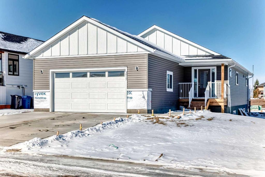 Photo of 2017 30 Avenue, Nanton, AB T0L 1R0 (MLS # A2292953)