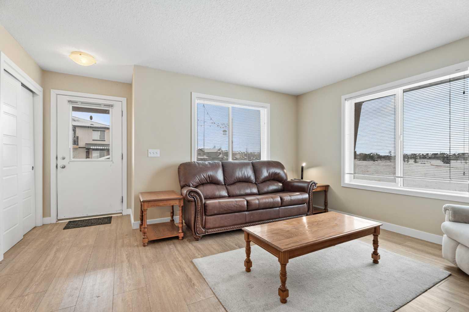 2781 Chinook Winds Drive SW 8201