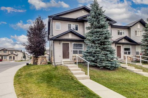 501 Saddlecrest Boulevard NE Calgary AB T2J 0G2