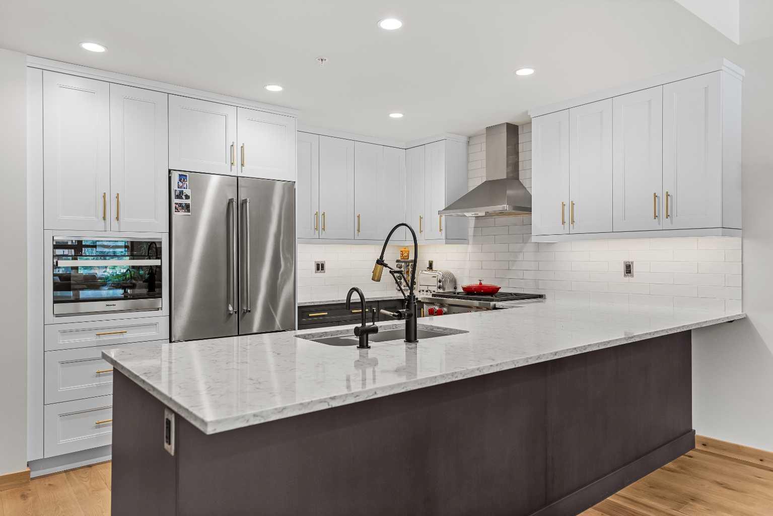 1105 Spring Creek Drive 202