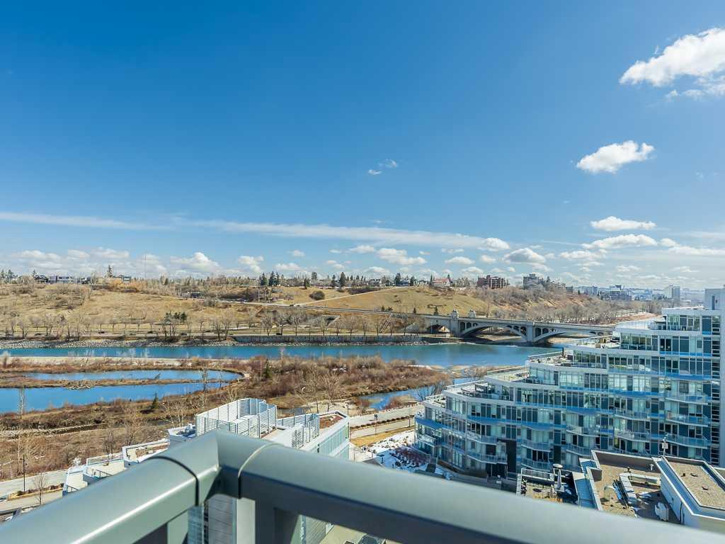 128 2 Street SW 1102