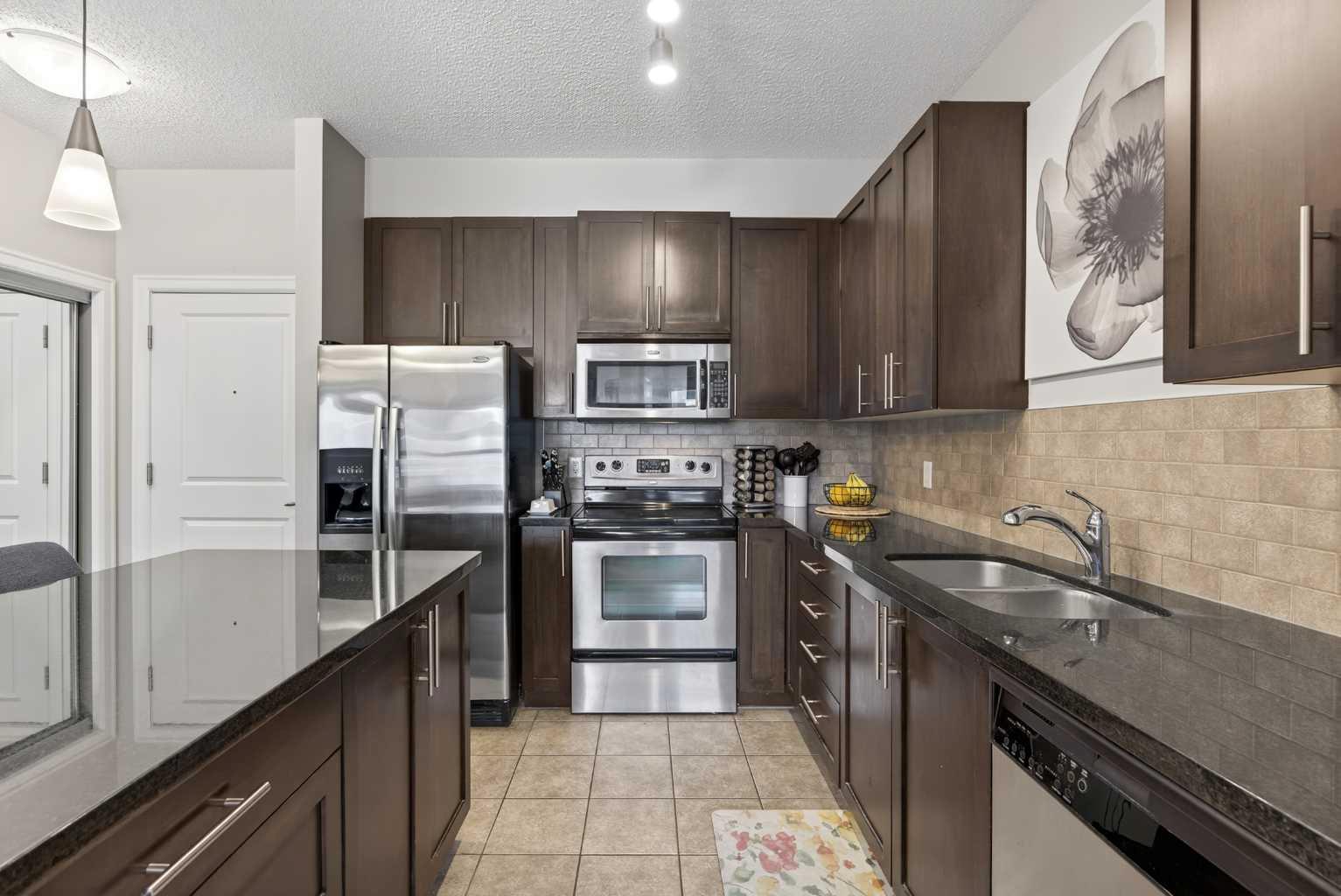 88 Arbour Lake Road NW 419