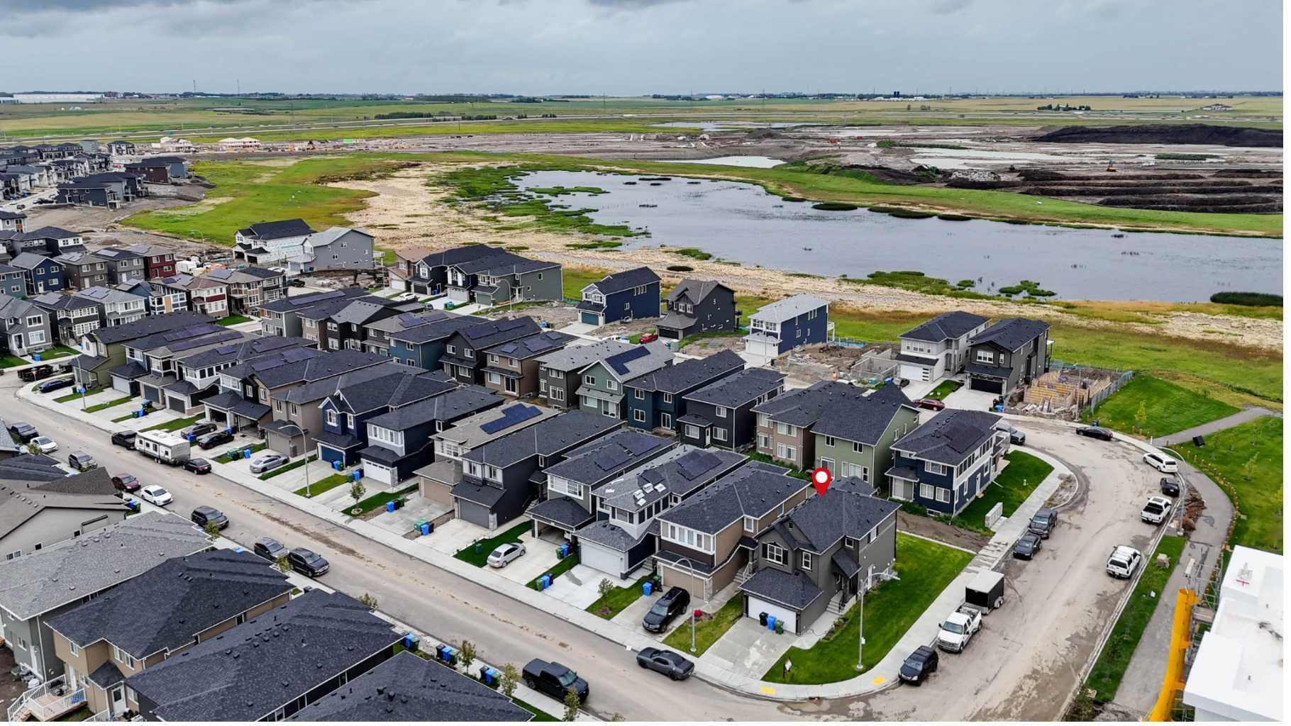 8 Corner Glen Row NE